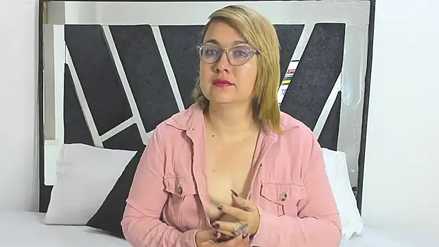 DariaLuca online show from 21, 3, 2026