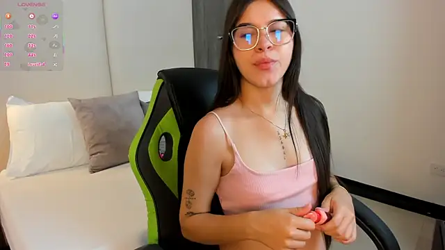 eva swan  online show from 27, 4, 2026