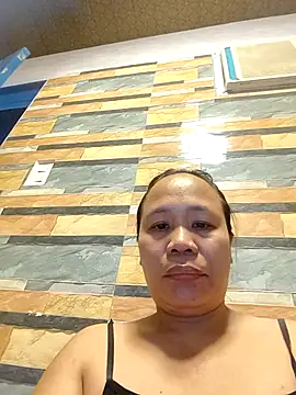 squirtshantal online show from 8, 4, 2026