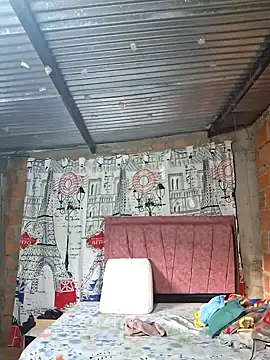 Juli Powl online show from 18, 4, 2026