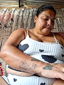 Juli Powl online show from 20, 4, 2026