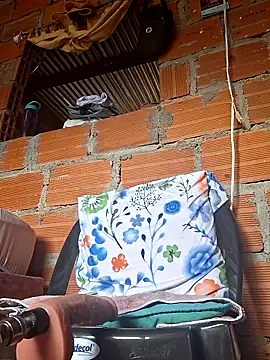 Juli Powl online show from 23, 4, 2026