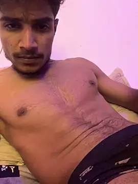 Snapshot of kaushikhotty chatting on 7, 5, 2026 kaushikhotty online show from 7, 5, 2026