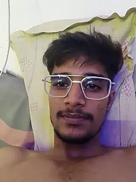 Snapshot of kaushikhotty chatting on 2, 6, 2026 kaushikhotty online show from 2, 6, 2026