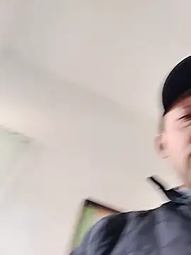 Snapshot of Hachi28 chatting on 4, 3, 2026 Hachi28 online show from 4, 3, 2026