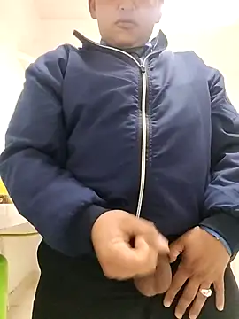 Hachi28 online show from 21, 4, 2026