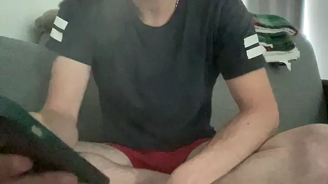 lechouilleur44 online show from 27, 4, 2026