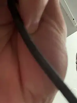 awesomemilkss online show from 14, 3, 2026