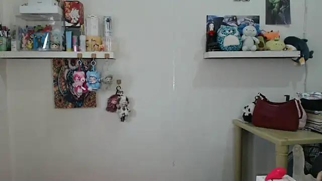 GloryKulikowski online show from 13, 3, 2026