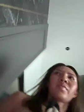 Alittleasaingirl online show from 27, 4, 2026