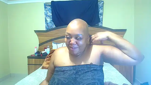 Queenxxxjesy online show from 27, 4, 2026