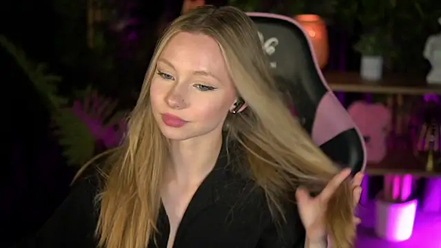 SweetDaisy me online show from 16, 2, 2026