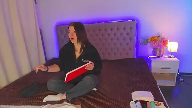 AmandaHoppe online show from 21, 4, 2026