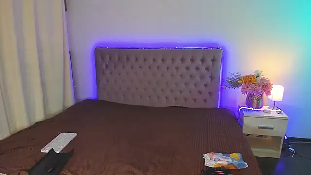 AmandaHoppe online show from 27, 4, 2026