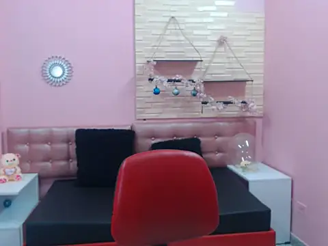 Alicefetishxxx online show from 9, 4, 2026