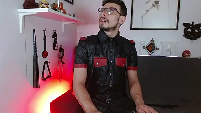 Snapshot of Thom_sam_ chatting on 6, 3, 2026 Thom sam online show from 6, 3, 2026