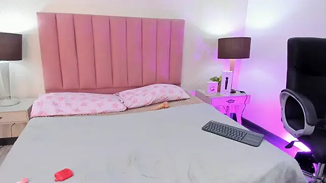 Rubi08  online show from 22, 4, 2026