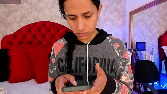 Isabell  26 online show from 26, 4, 2026