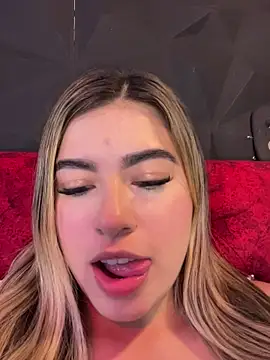 Victoria Rico online show from 7, 3, 2026