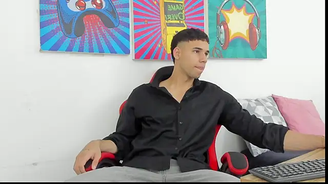 Snapshot of Thomas_walker14 chatting on 16, 5, 2026 Thomas walker14 online show from 16, 5, 2026