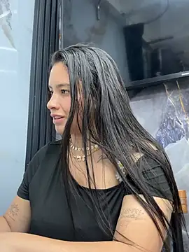 Miss Bella Flame online show from 18, 4, 2026