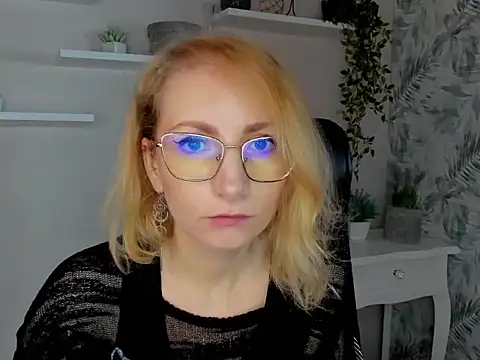 CinderellaMoon online show from 23, 2, 2026