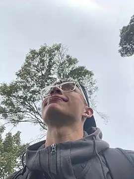 Dark Nico online show from 23, 4, 2026