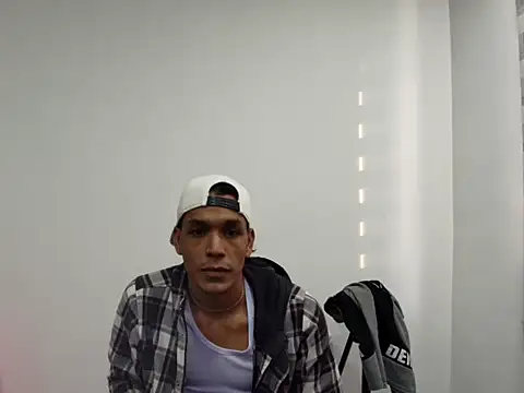 DollsKiara online show from 18, 4, 2026