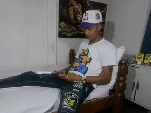 Snapshot of badboy_master chatting on 1, 6, 2026 badboy master online show from 1, 6, 2026