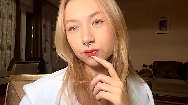 PinkTraible online show from 28, 2, 2026