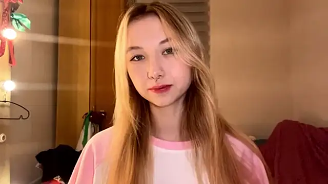 PinkTraible online show from 6, 3, 2026