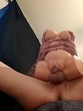 Snapshot of likeemilk chatting on 19, 3, 2026 likeemilk online show from 19, 3, 2026