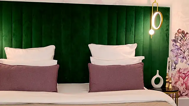 RebecaFields online show from 24, 4, 2026