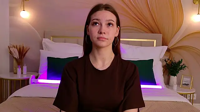 RebecaFields online show from 28, 4, 2026