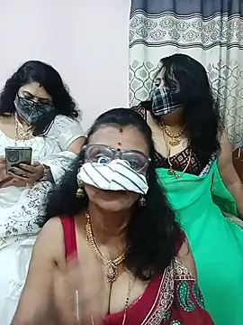 Kannadasexywifes online show from 11, 7, 2026