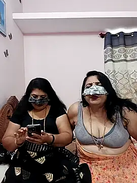 Kannadasexywifes online show from 22, 7, 2026
