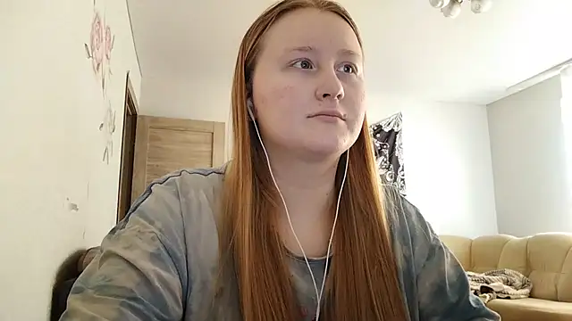 Snapshot of AnikaLipps chatting on 27, 2, 2026 AnikaLipps online show from 27, 2, 2026