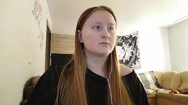 AnikaLipps online show from 23, 4, 2026