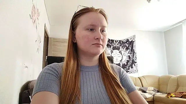 AnikaLipps online show from 26, 4, 2026