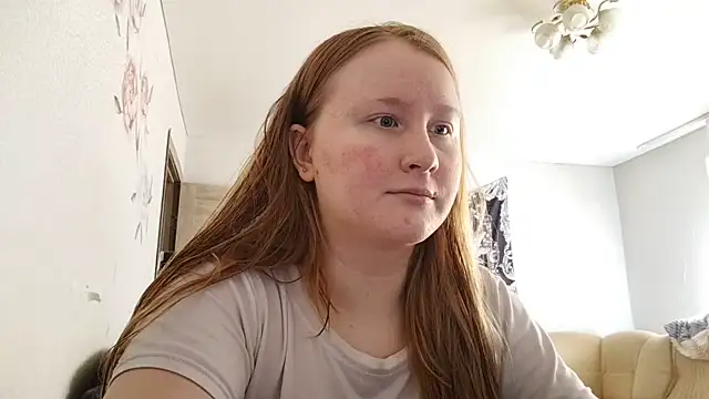 Snapshot of AnikaLipps chatting on 6, 6, 2026 AnikaLipps online show from 6, 6, 2026