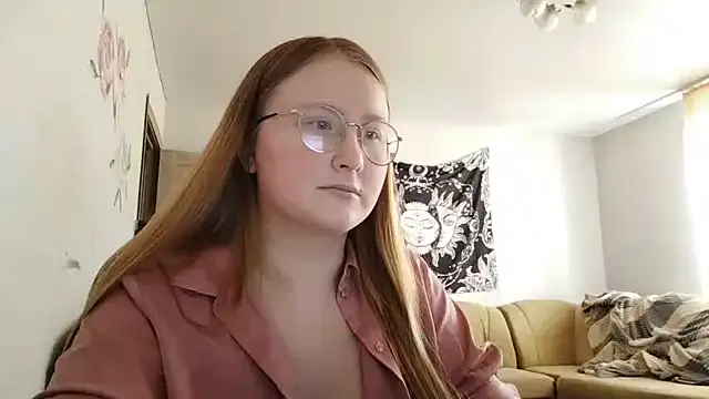 Snapshot of AnikaLipps chatting on 12, 6, 2026 AnikaLipps online show from 12, 6, 2026