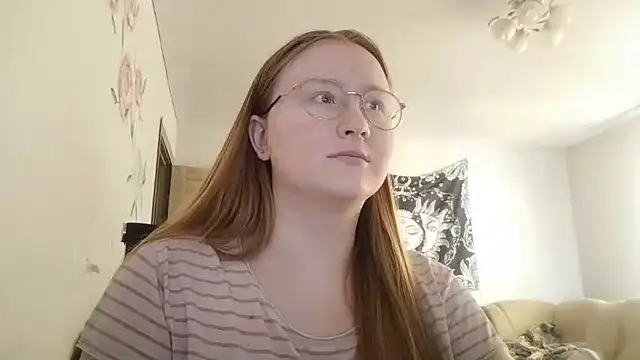 AnikaLipps online show from 26, 6, 2026