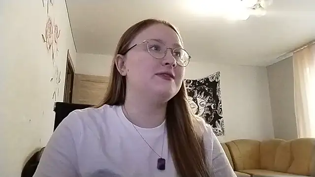 AnikaLipps online show from 11, 7, 2026