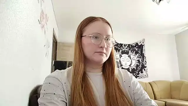 AnikaLipps online show from 12, 7, 2026