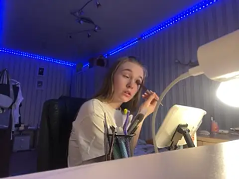 melissashineee online show from 4, 3, 2026