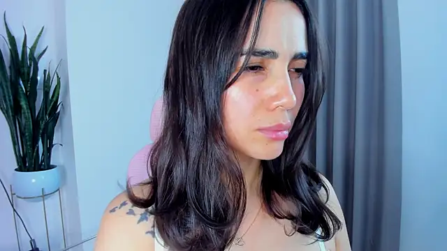 sara ospina22 online show from 24, 7, 2026