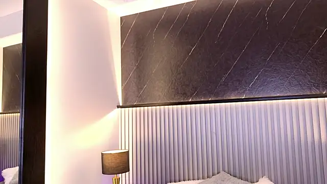 Kinsleybrown online show from 25, 4, 2026