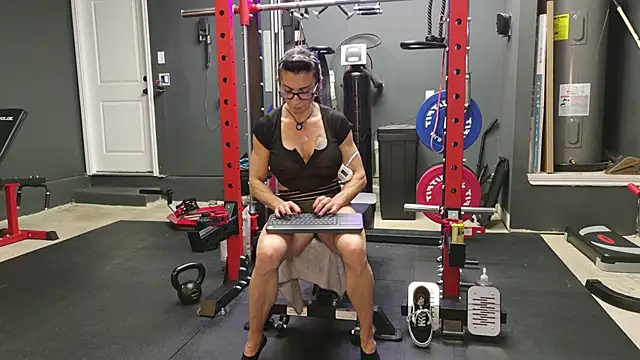 Snapshot of lunasexy79 chatting on 8, 6, 2026 lunasexy79 online show from 8, 6, 2026