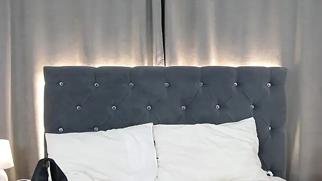 Snapshot of VikkyVonn chatting on 28, 5, 2026 VikkyVonn online show from 28, 5, 2026