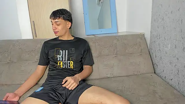 Snapshot of malakay_sexxx18 chatting on 10, 3, 2026 malakay sexxx18 online show from 10, 3, 2026